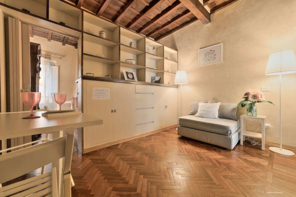 Фото Wine Apartments Florence Trebbiano