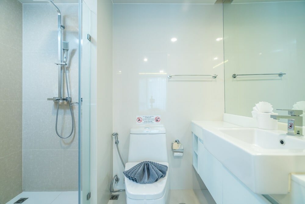 Фото Aristo Surin by Lofty