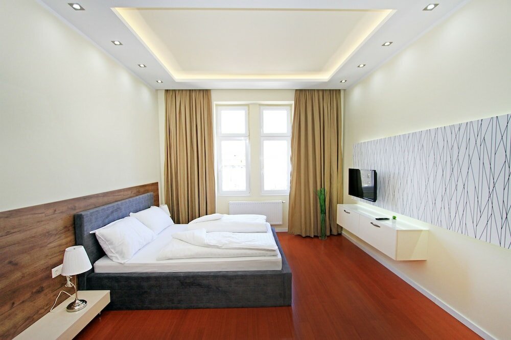 Фото Christiano Apartments