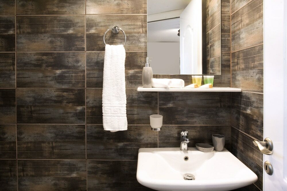 Фото Asprolithos Studios