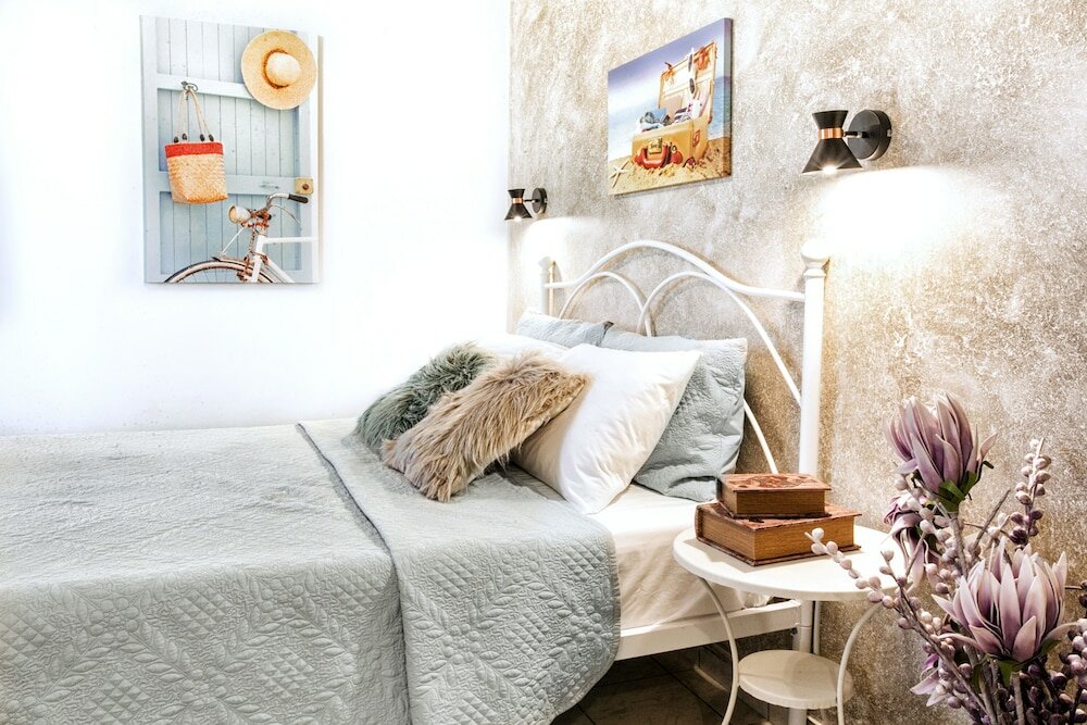 Фото Asprolithos Studios