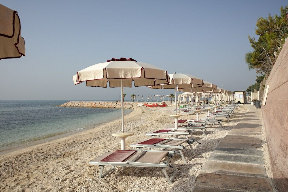 Фото Villaggio Turistico Baia Del Monaco