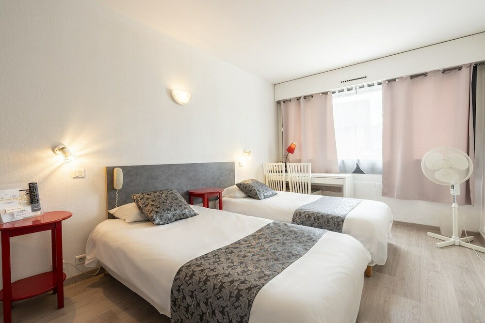 Фото Savoie Hôtel