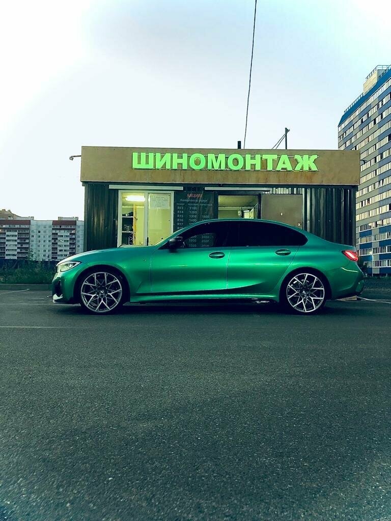 Montaje de neumáticos Радиус, , foto