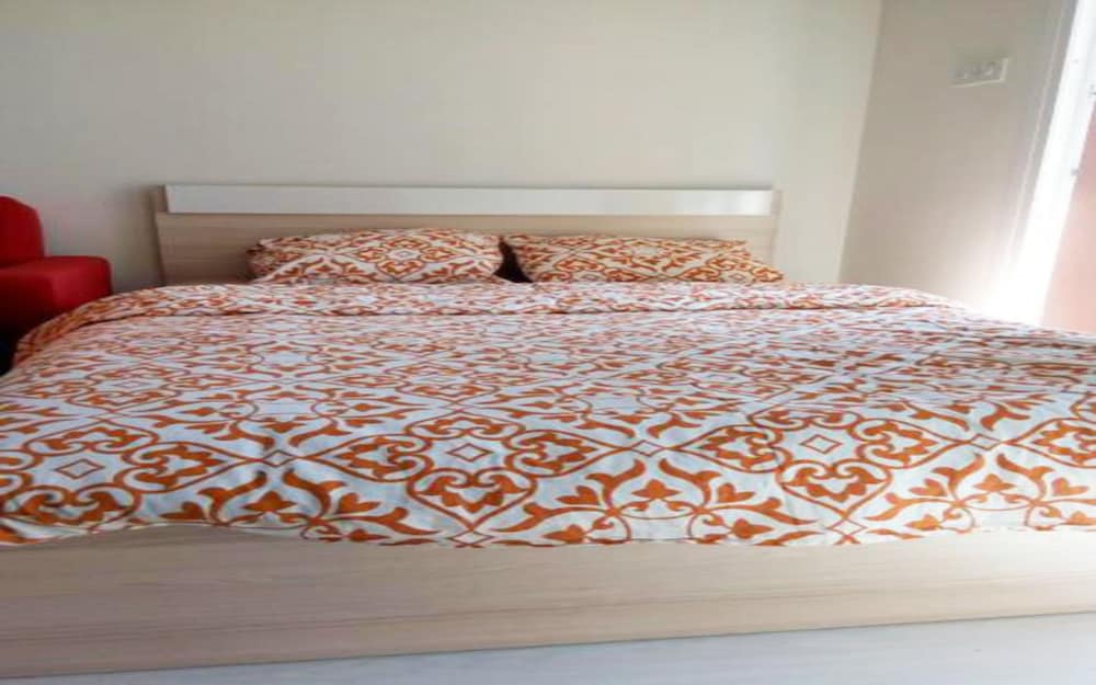 Фото Studio with Pool View at Longbeach