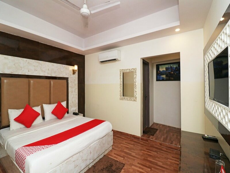 Гостиница Oyo 26161 Plazzo Inn в Дели