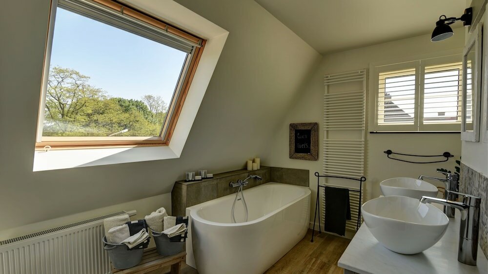 Фото B&b Eikenlaan 12