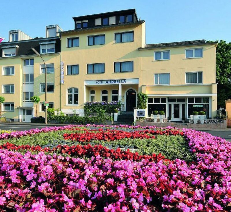 Гостиница Hotel Ahrbella в Бад-Нойенар-Арвайлере