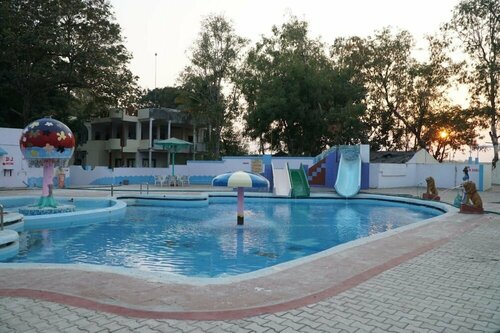 Neel kanth Motels & Hotel