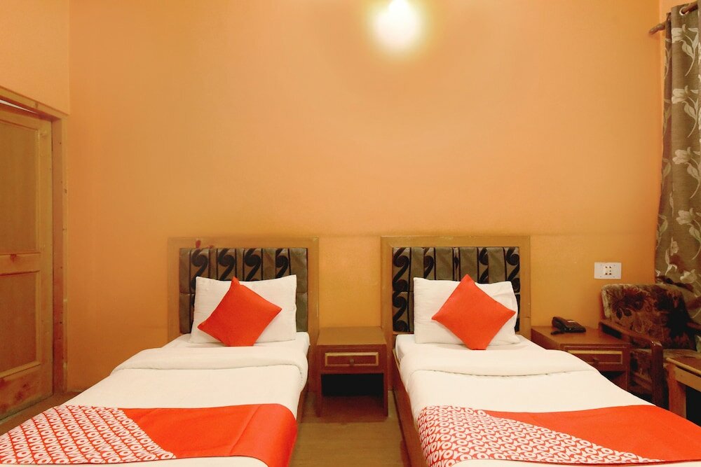 Фото Oyo 18674 Airport Inn Hotel