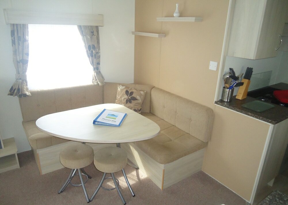 Фото Mounts Bay Caravan Park