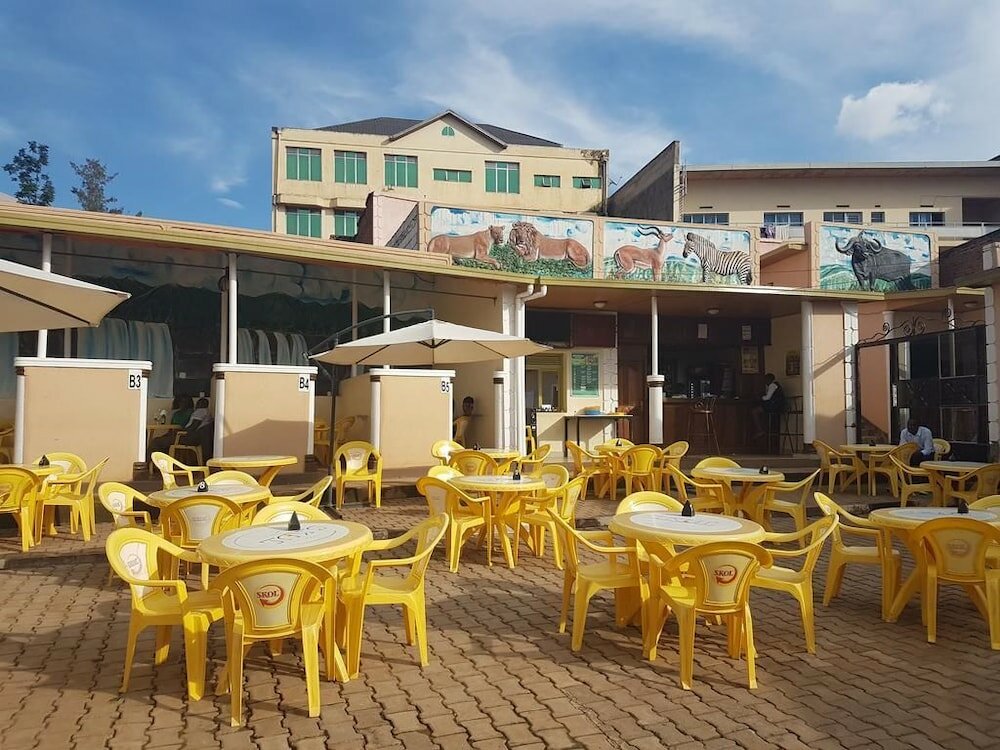 Фото отеля 1