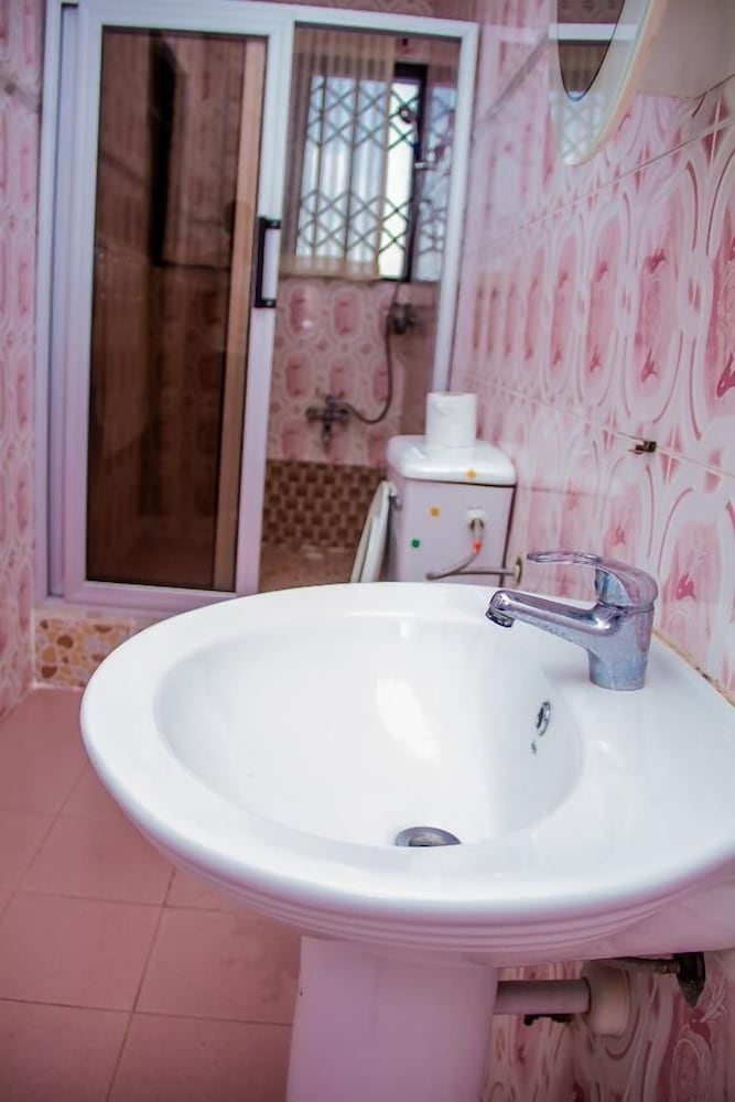 Фото Elizz Guest House