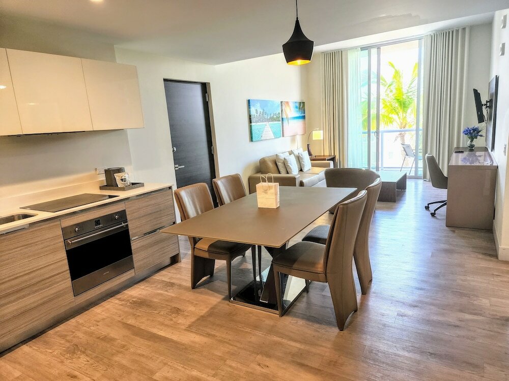 Фото Ch Luxury Condos & Studios On The Beach