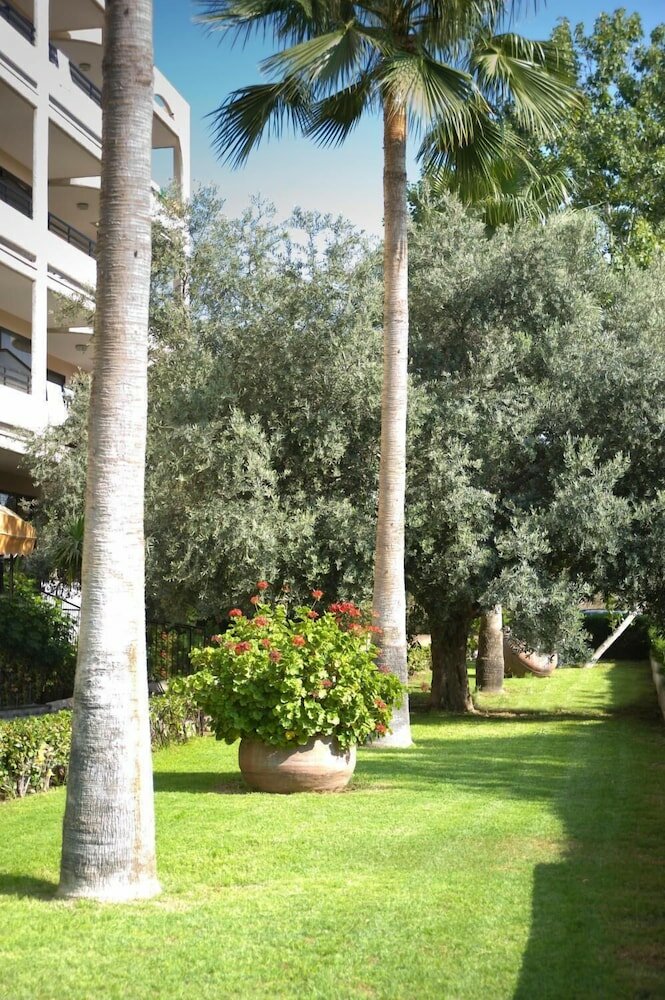 Фото Atlantica Gardens Hotel