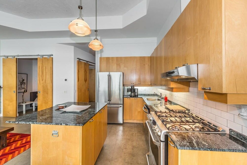 Фото Posh & Luxury Stay in Downtown