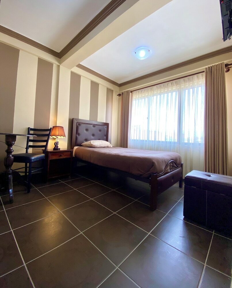 Фото Las Tholas Hotel