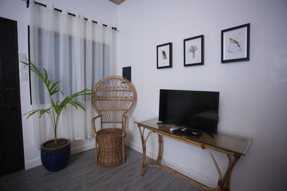 Фото The Colonial