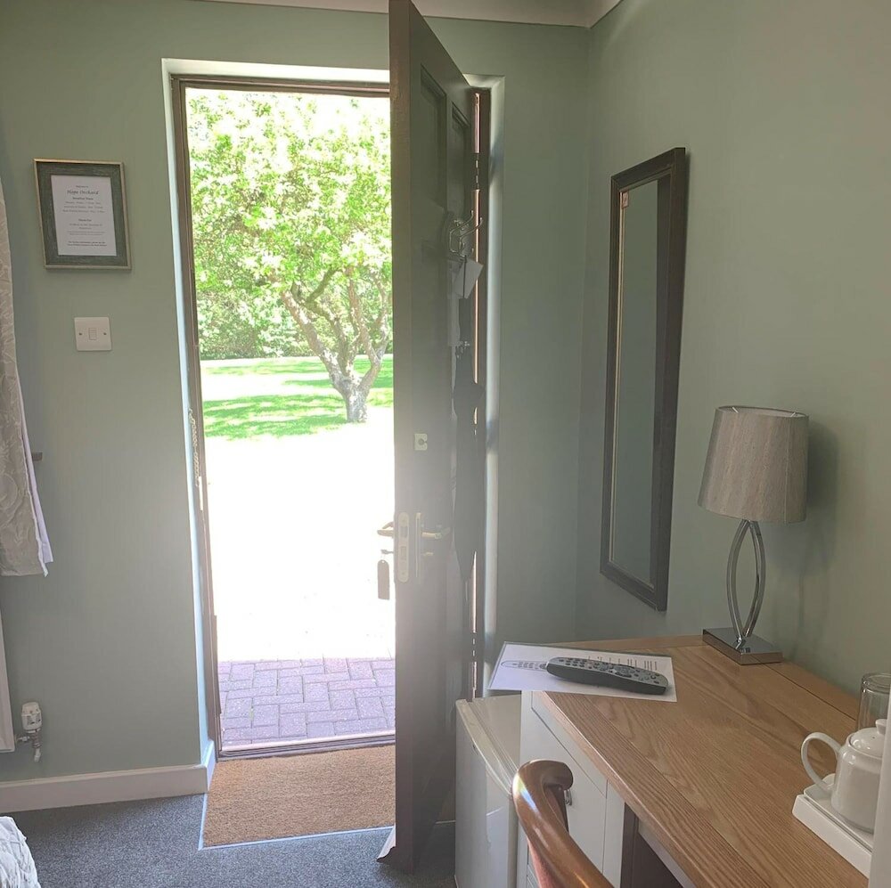 Фото Hope Orchard Bed & Breakfast