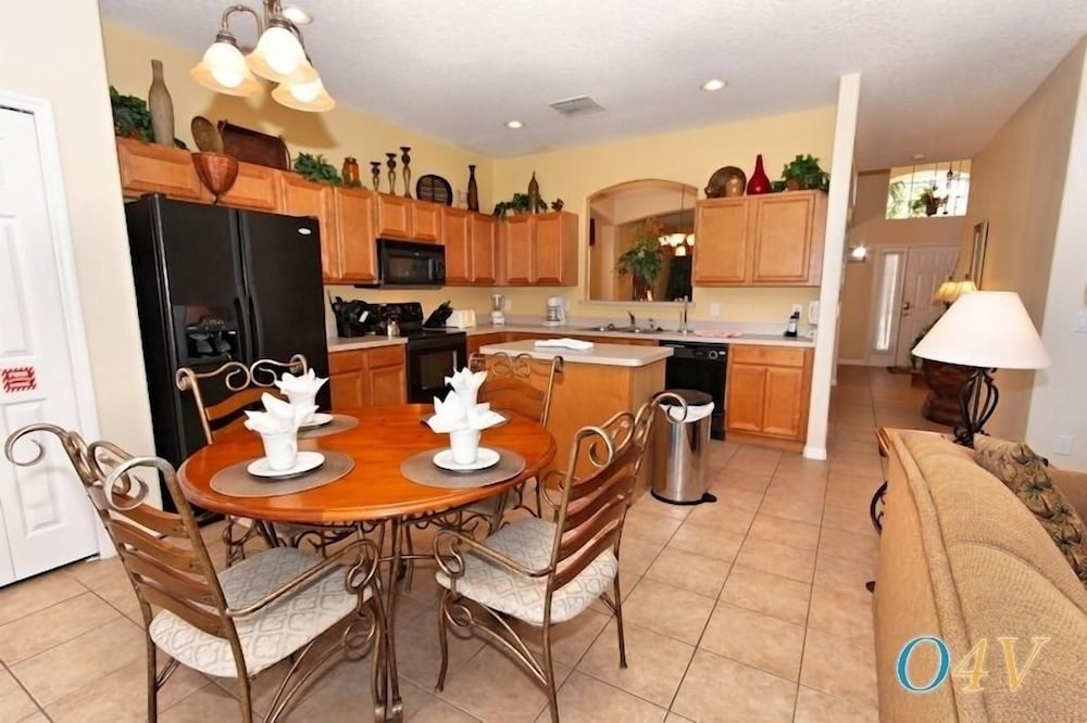 Фото Ov650 - Emerald Island - 6 Bed 5.5 Baths Villa