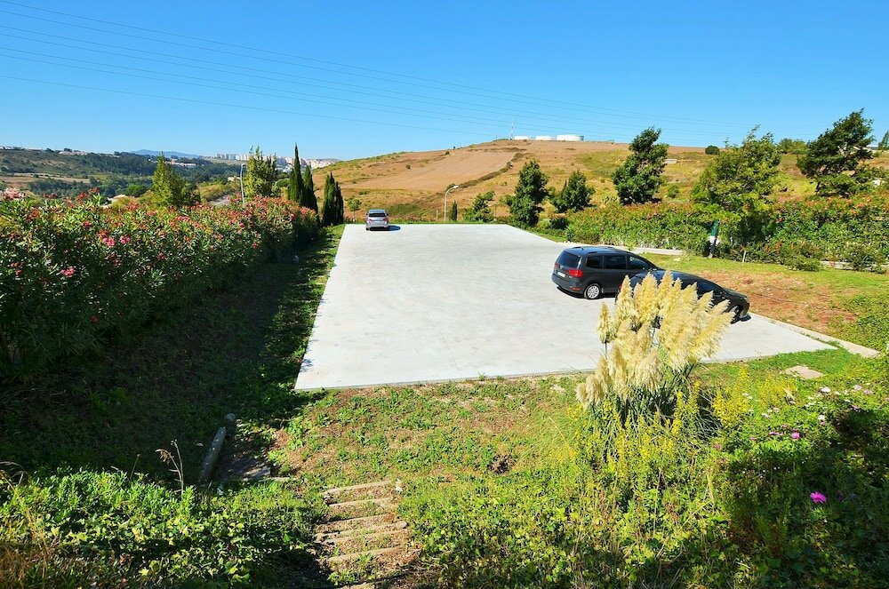 Фото Hilltop Oasis - Lisboa Oeiras