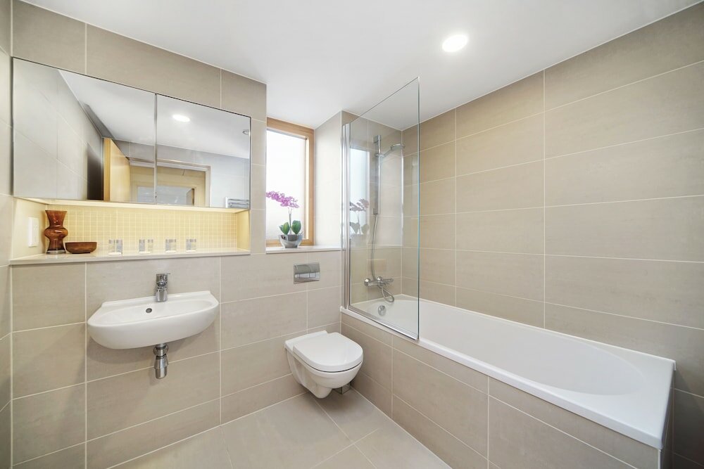 Фото 1 Bed Stylish Apartment with WiFi & Aircon