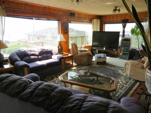Гостиница Breyhouse B&b Inn в Линкольн Сити