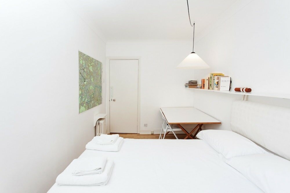 Фото South Kensington Italian Architect Home