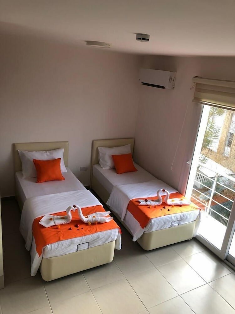 Фото Girne Ideal Rezidans