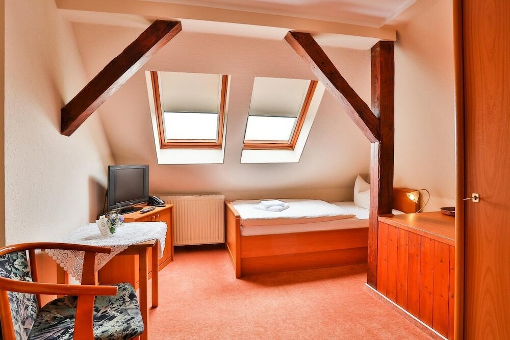 Фото Hotel & Pension Villa Camenz