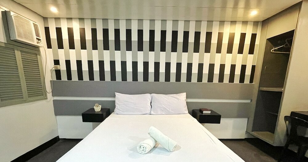 Фото Acme Inn Subic