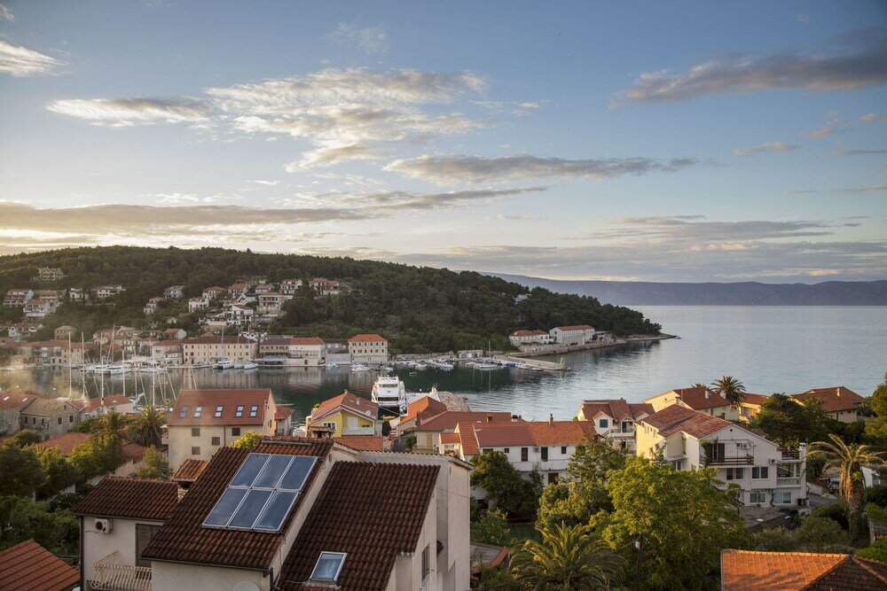 Фото Apartments and Room Caric