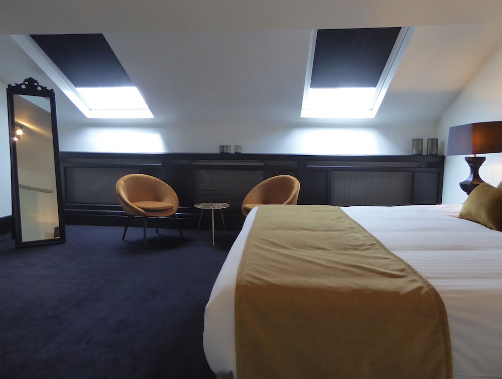 Фото B in Antwerp