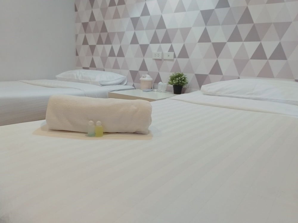 Фото Siam Hubbiz Hostel