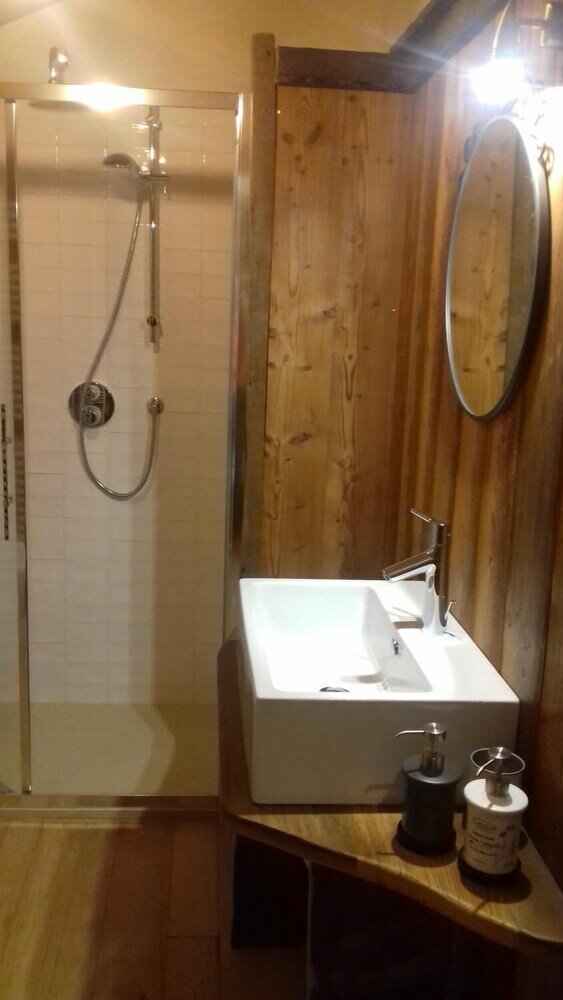 Фото Li Tzatagni