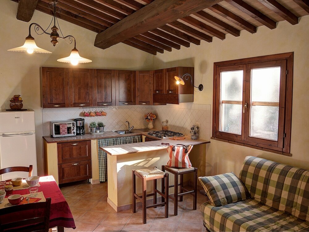 Фото Agriturismo Fattoria La Prugnola