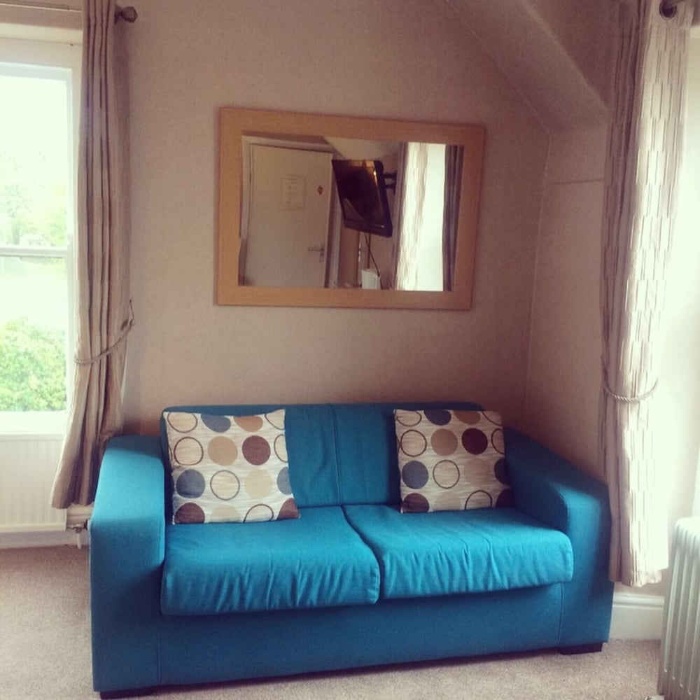Фото Highcliffe Hotel