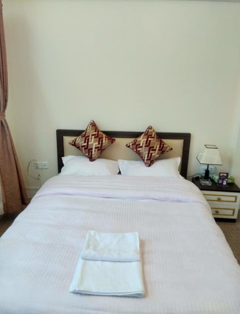 Фото Hidden Leaf Bed and Breakfast