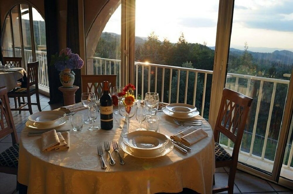 Фото Antico Colle Toscano Resort