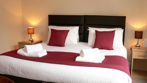 Гостиница The Home Arms Guesthouse
