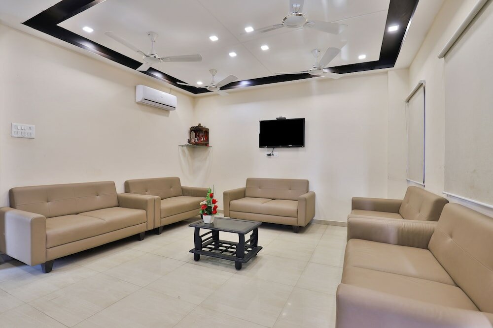 Фото Oyo 22551 Hotel Ssv