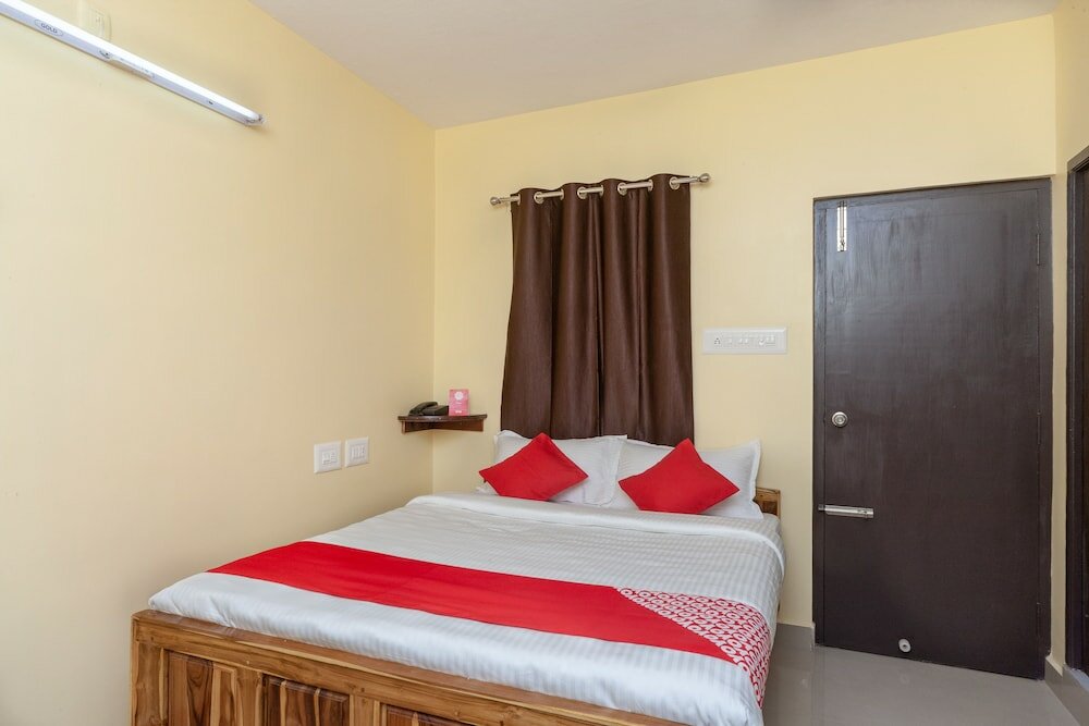 Фото Oyo 24169 Hotel Aiswariyam