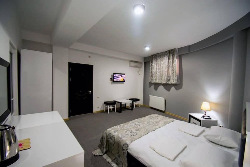 Фото Гостиница Батони