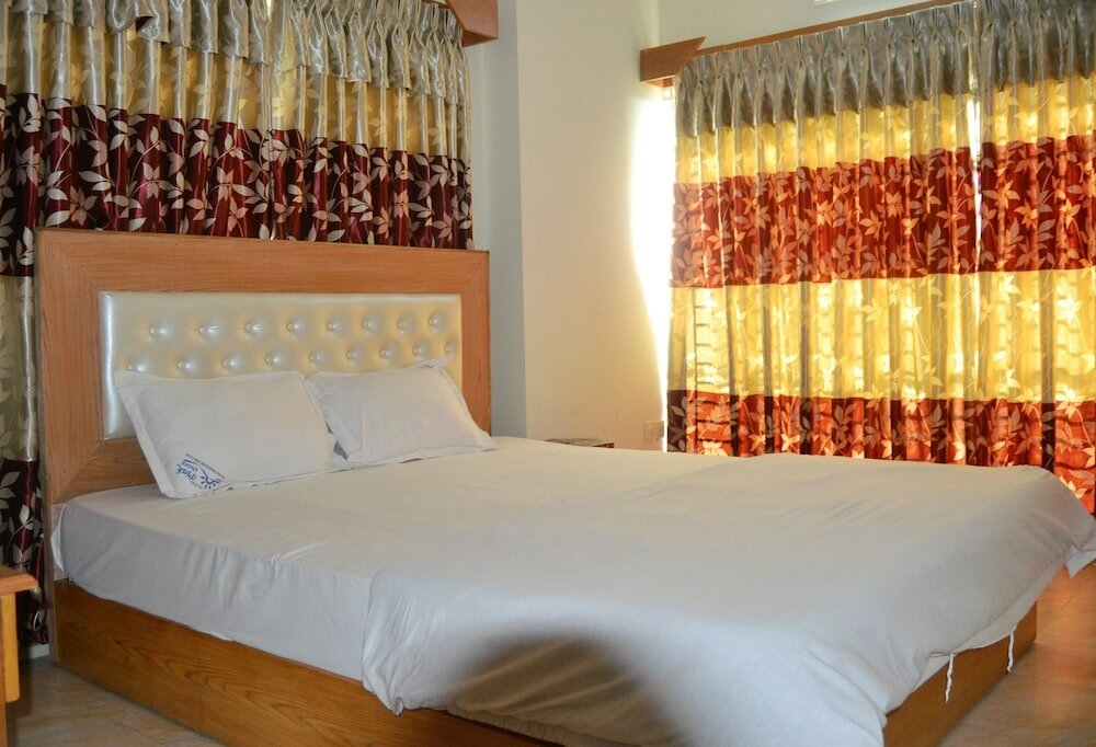 Фото Hotel Pink Shore