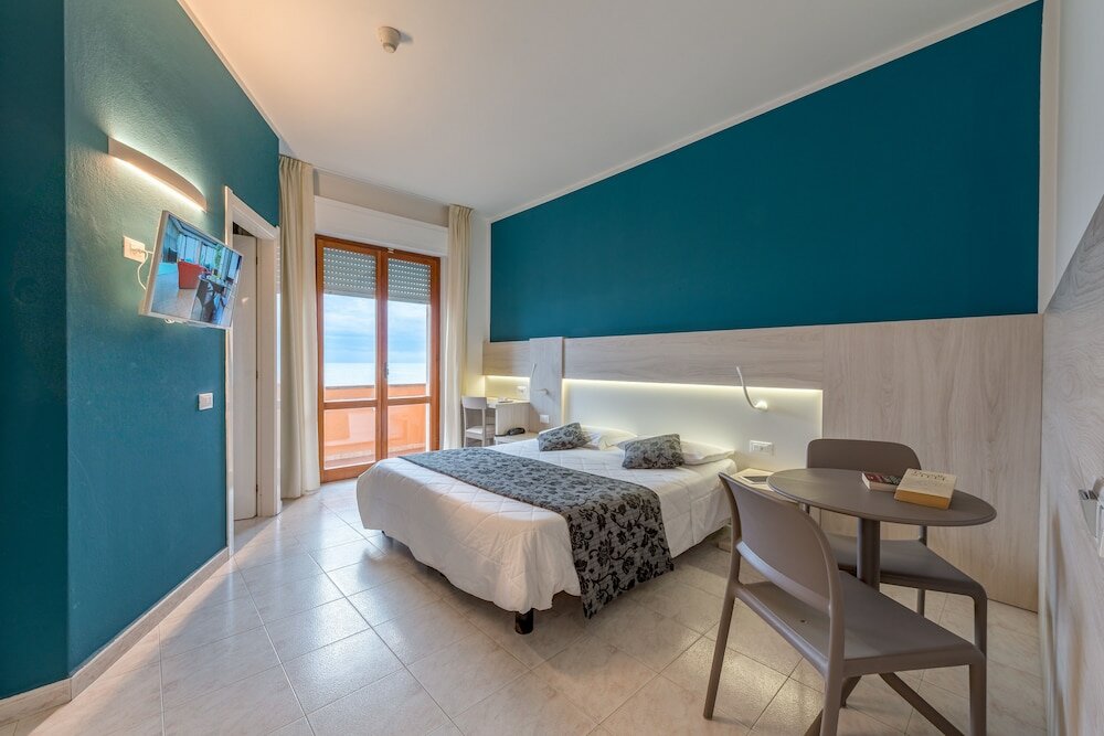 Фото Hotel Il Delfino