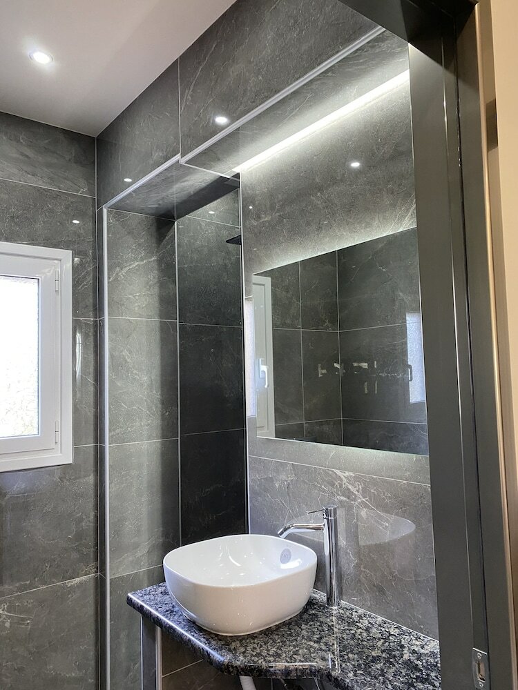 Фото Alexander Apartments