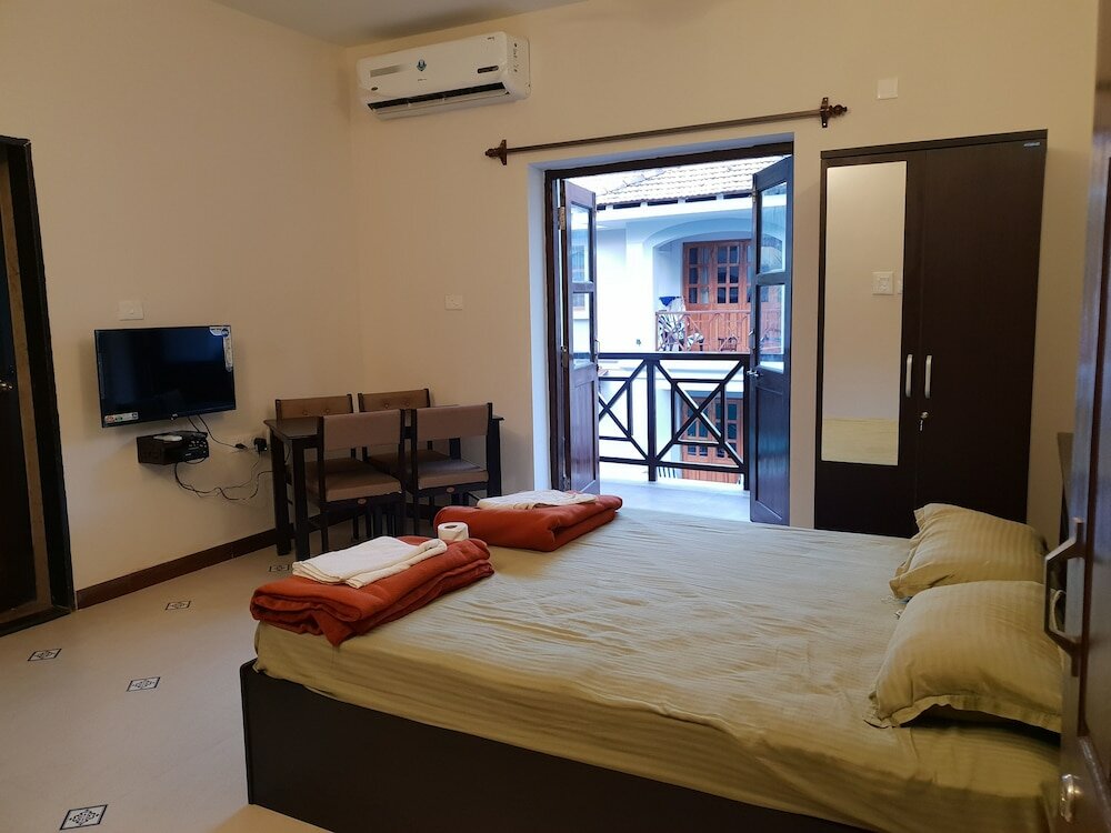 Фото Coastal Suites