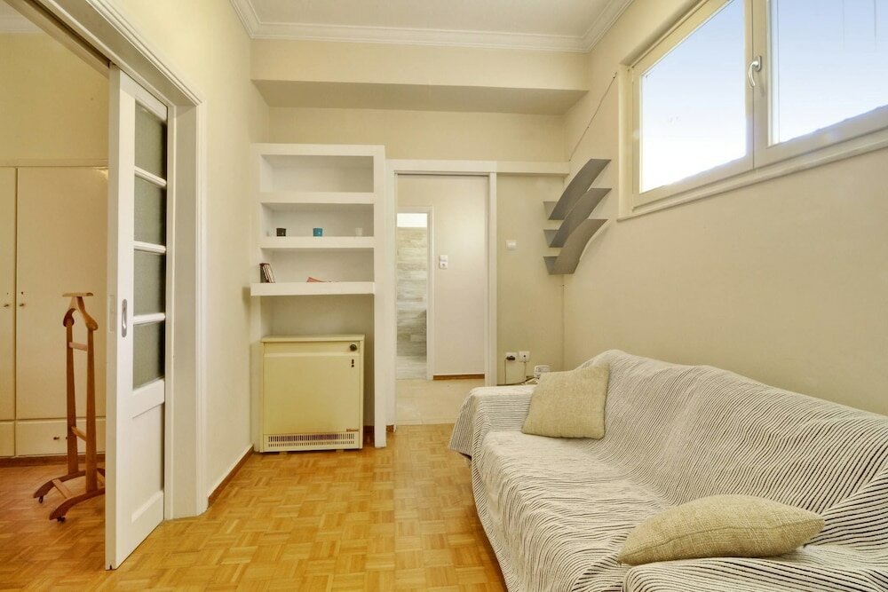 Фото Historic Plaka Apartments