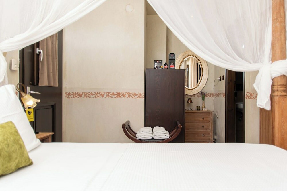 Фото Oreiades Parthenon