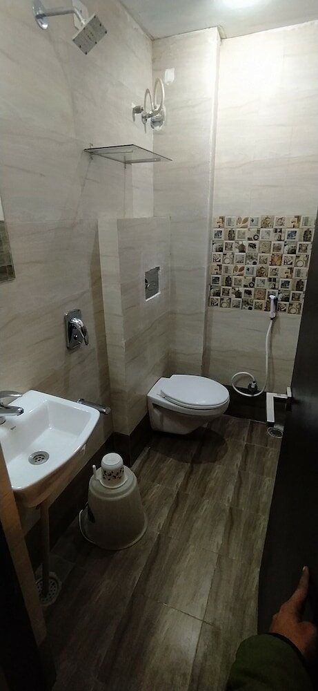 Фото Hotel Suryansh